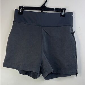 Nike Gray Athletic Shorts Size Large NWT